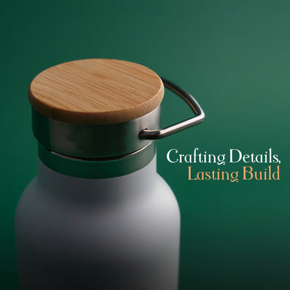 Precision-fit bamboo cap with stainless steel handle—designed for comfort, grip, and durability.